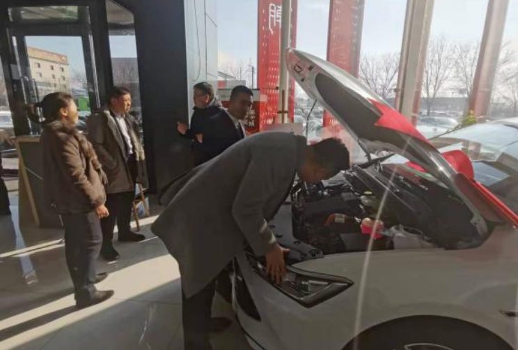 迎賓汽車公司走訪新能源車企，尋求合作發(fā)展新模式